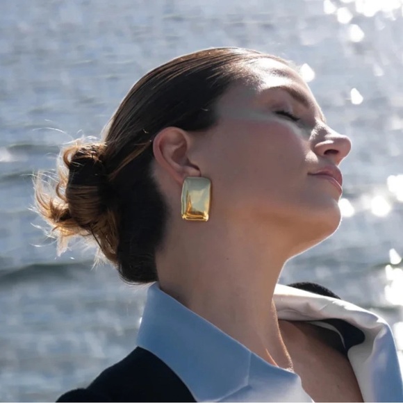 Gold Rectangle Earrings - Picture 4 of 15